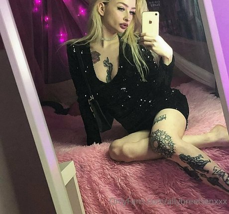allybreelsenxxx onlyfans topless