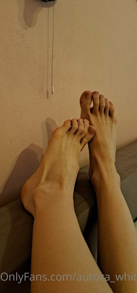 aurora whitewhale onlyfans content