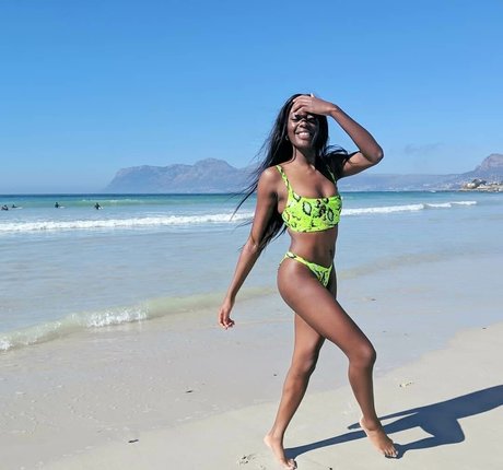 AJ Odudu onlyfans porn free