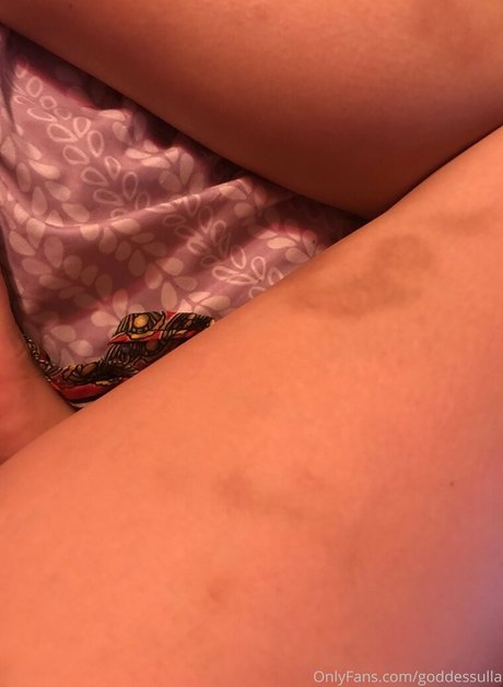 goddessulla Profile pic