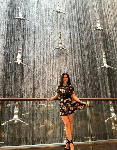 yanamulberry onlyfans nudes leak