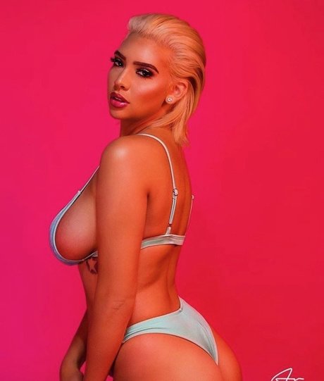 Annamariesarai hot onlyfans