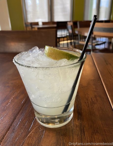 roseredwood leaked onlyfans nude