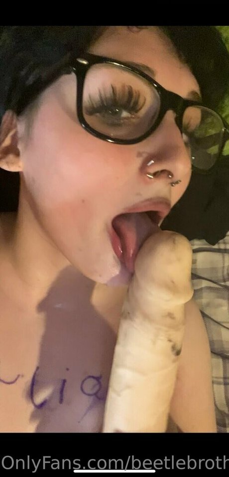 beetlebrothh onlyfans nude pictures