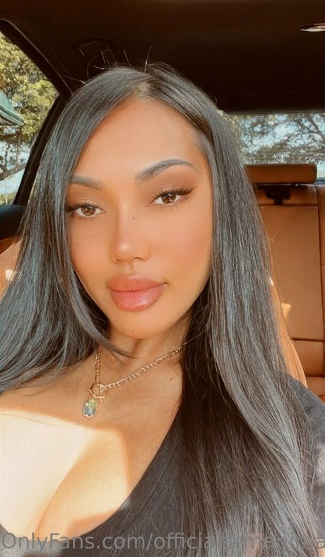 OfficialArmaniMarie onlyfans leaked