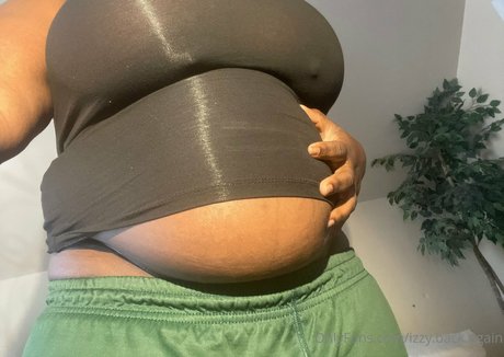 izzy back again naked onlyfans leaked