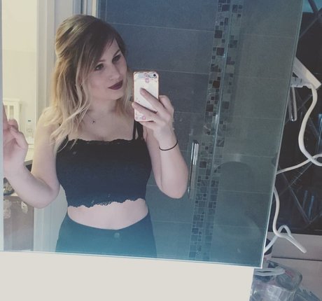 Honey And Sulphur onlyfans nude