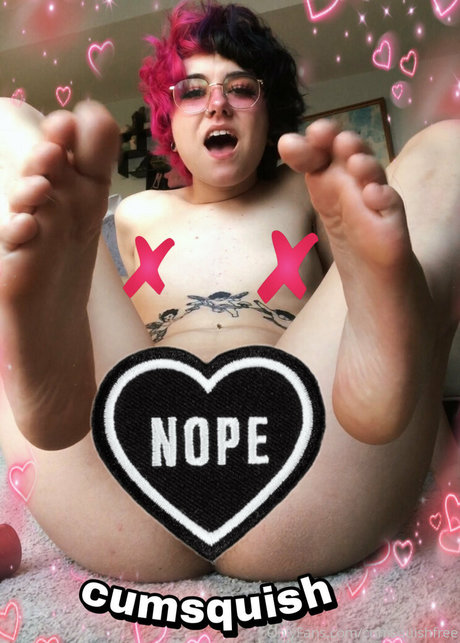cumsquishfree only fans free