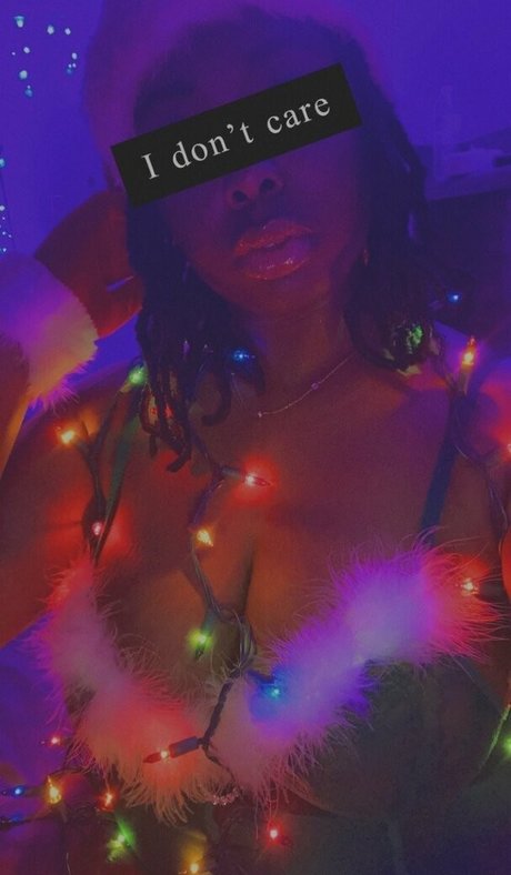 theeroyalequeen nude onlyfans pics