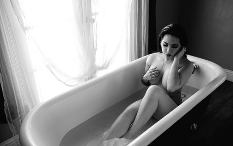 karlacuencas naked on onlyfans