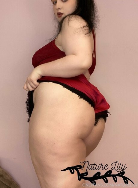 naturebabylily onlyfans naked