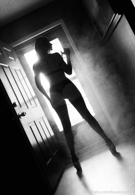 blueonyx511 onlyfans nude porn