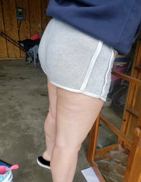 itsyourgirl44 tits onlyfans