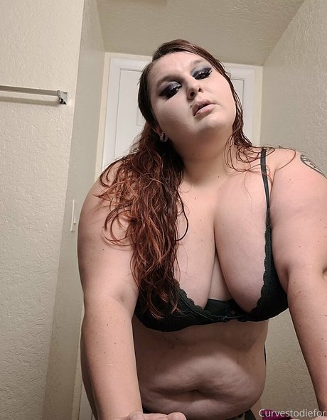 curvestodiefor naked onlyfans leaked
