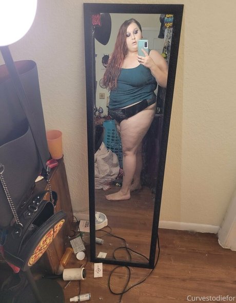 curvestodiefor onlyfans de