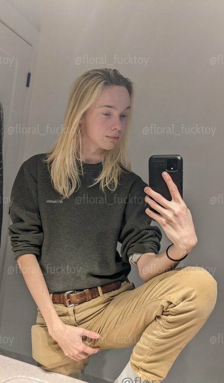 floral fucktoy onlyfans nude pics