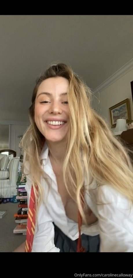 carolinecalloway onlyfans xxx