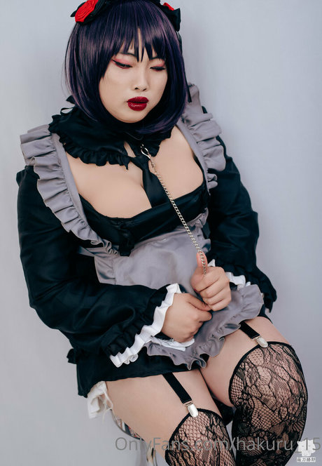 hakuru 15 onlyfans naked pics