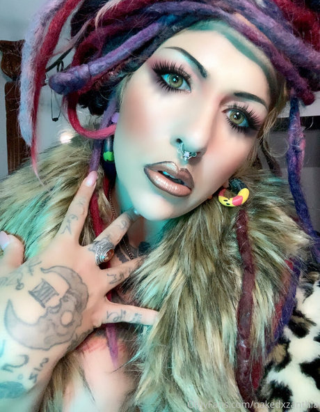 nakedxzanthia naked onlyfans