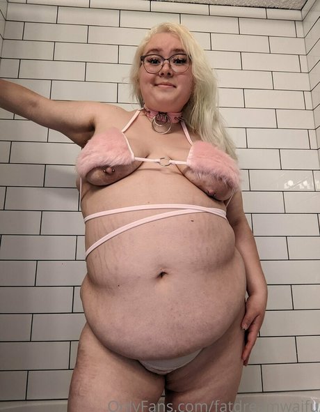fatdreamwaifu sexy onlyfans