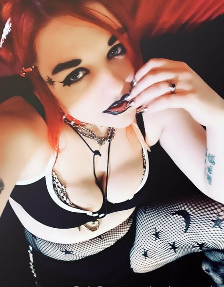 embergemini onlyfans leak fuck