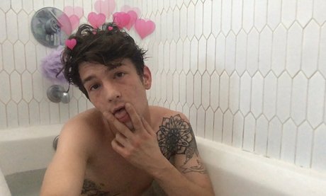 chrisoflyng onlyfans content type