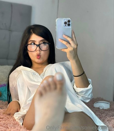 sonielyoficial onlyfans porn leaks