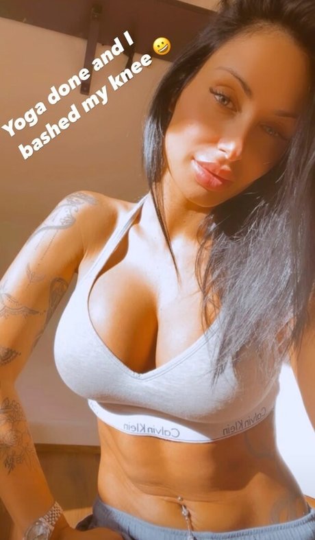 Priscillaspiridis onlyfans model images