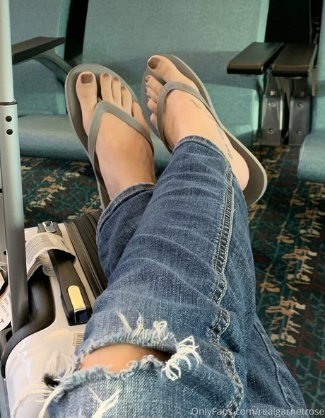 realgarnetrose naked onlyfans leaks