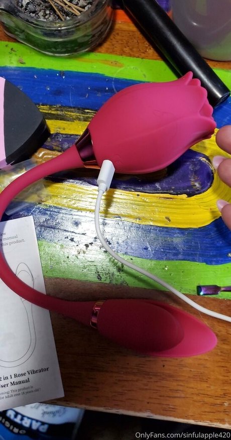 sinnfulapple420 onlyfans leaked naked