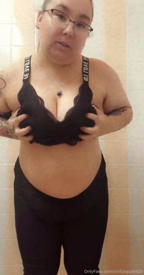 sinnfulapple420 onlyfans sex tape