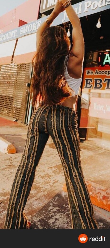 Ava Allan only fans leaks