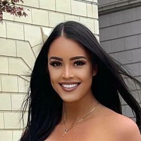 Rachel Stuhlmann leaked only fans