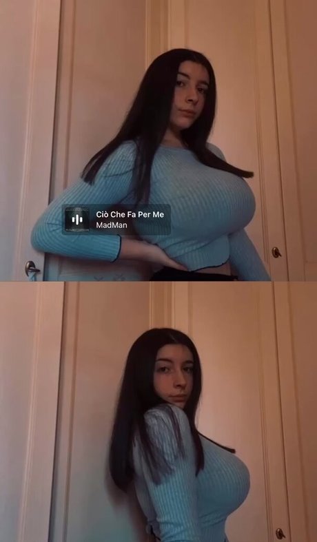 Vittoria Rubeo naked only fans