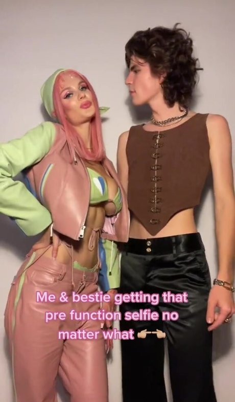 Alex Elizabeth Ljadov leaks only fans