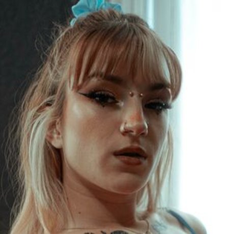 Silhouette onlyfans boobs