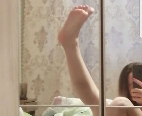 pirozhochek tvoy only fans photos