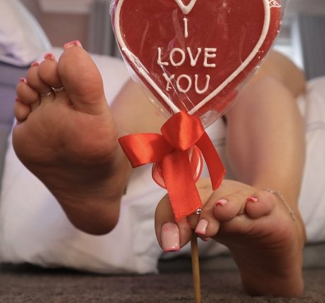 Footsiegalore onlyfans sex