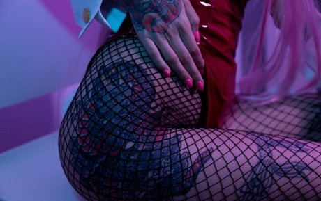 SerasCosplay leak only fans