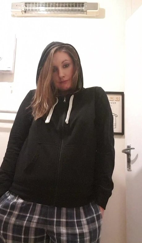 bored english wife onlyfans leaks sex