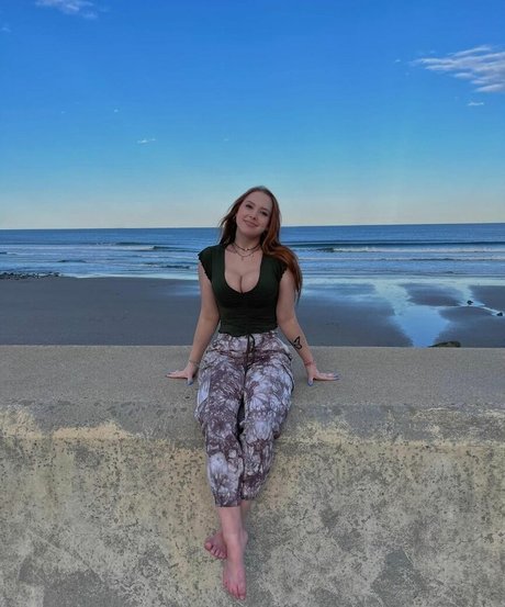 maeganrayy onlyfans sex tape