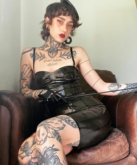 Deadnettle only fans pics