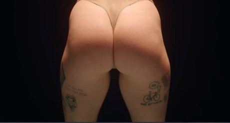 Georgia Maq onlyfans topless