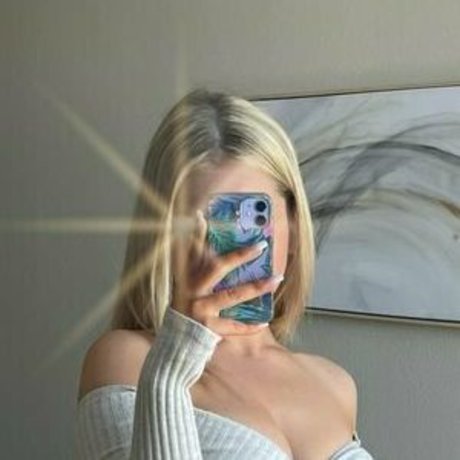 Bby brison00 strip onlyfans