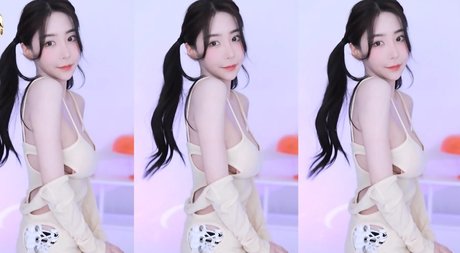 Dj Vely onlyfans leakes