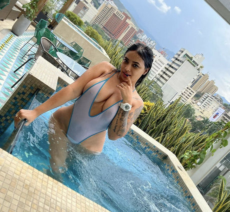 SalommeCruz onlyfans leaks xxx