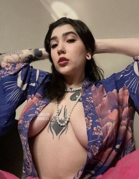 Devilish Goddess Profile pic