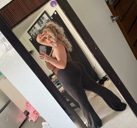 drearoseee onlyfans sex tape