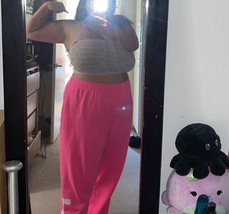 drearoseee onlyfans leaked photos