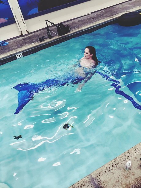 Suzy Berhow only fans